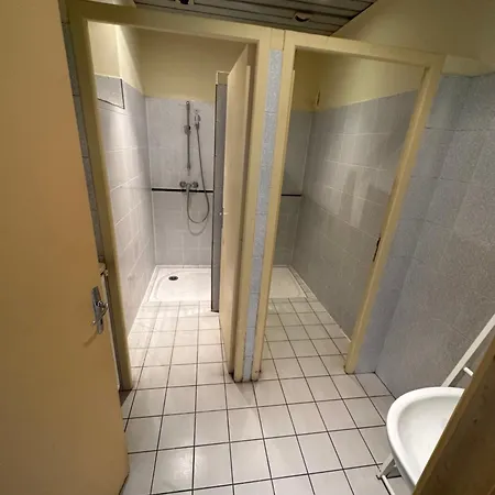 De La Gare Simple * Tarbes